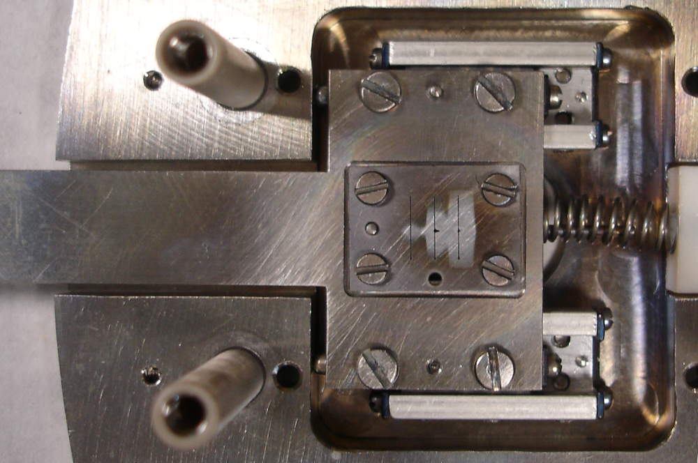 VG9000 Slit